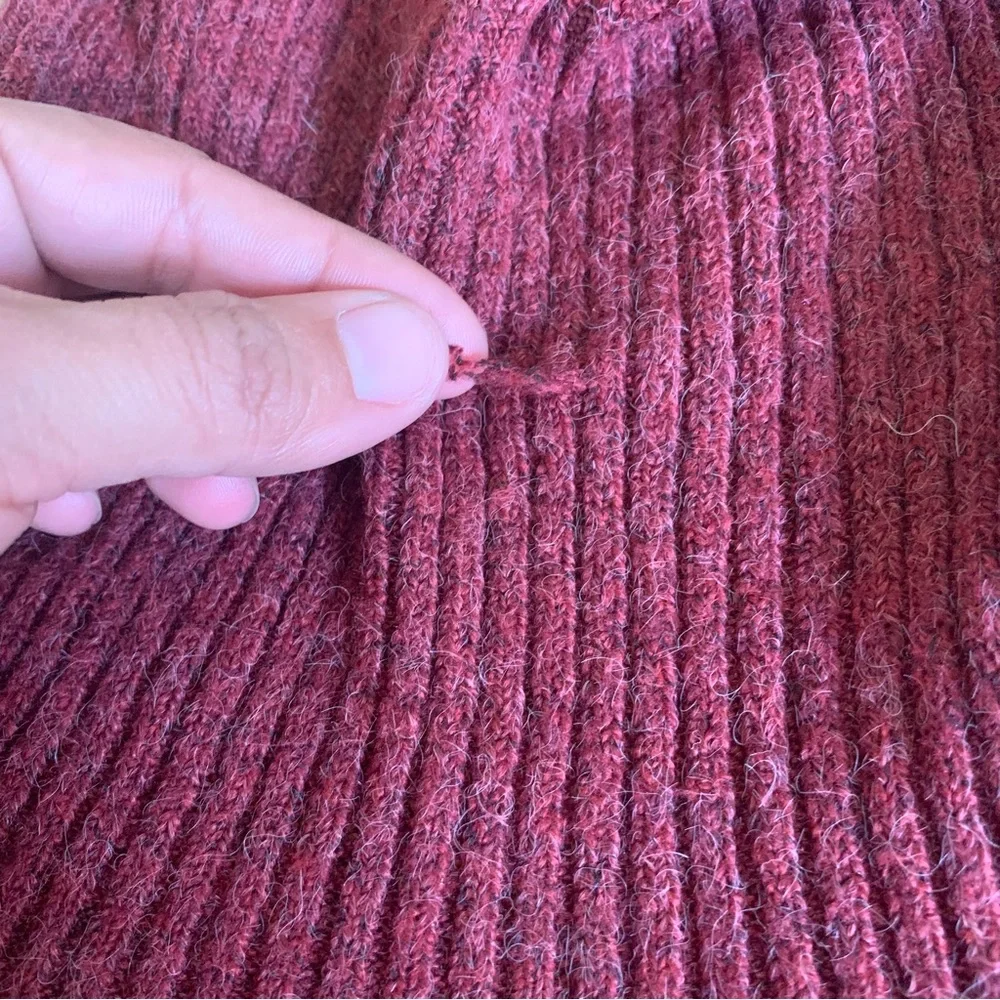 Abound Women's Size XL Thermal Turtleneck Sweater NWT Pullover Burgundy - Flaws